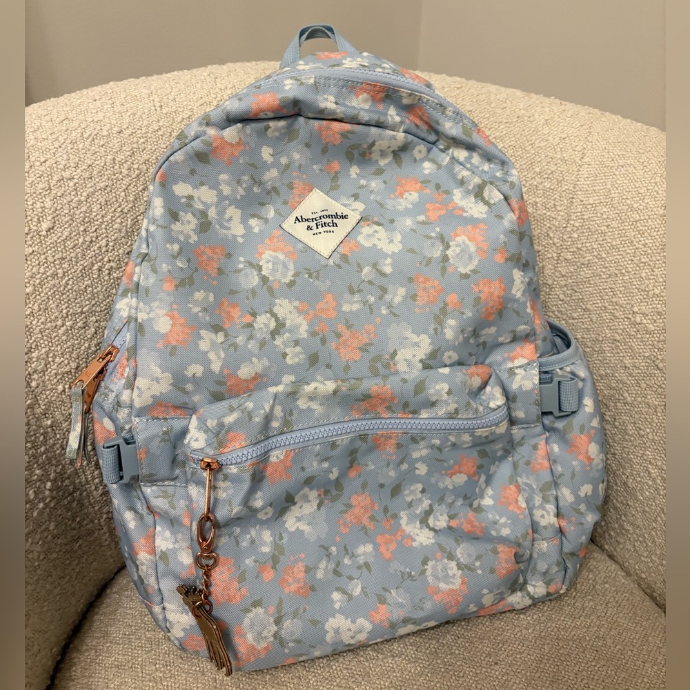 Abercrombie Kids Floral Backpack – Very Good Condition